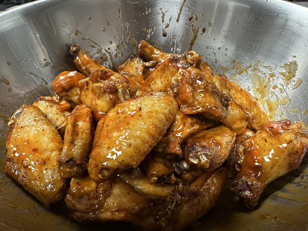 A tray of smoked wings